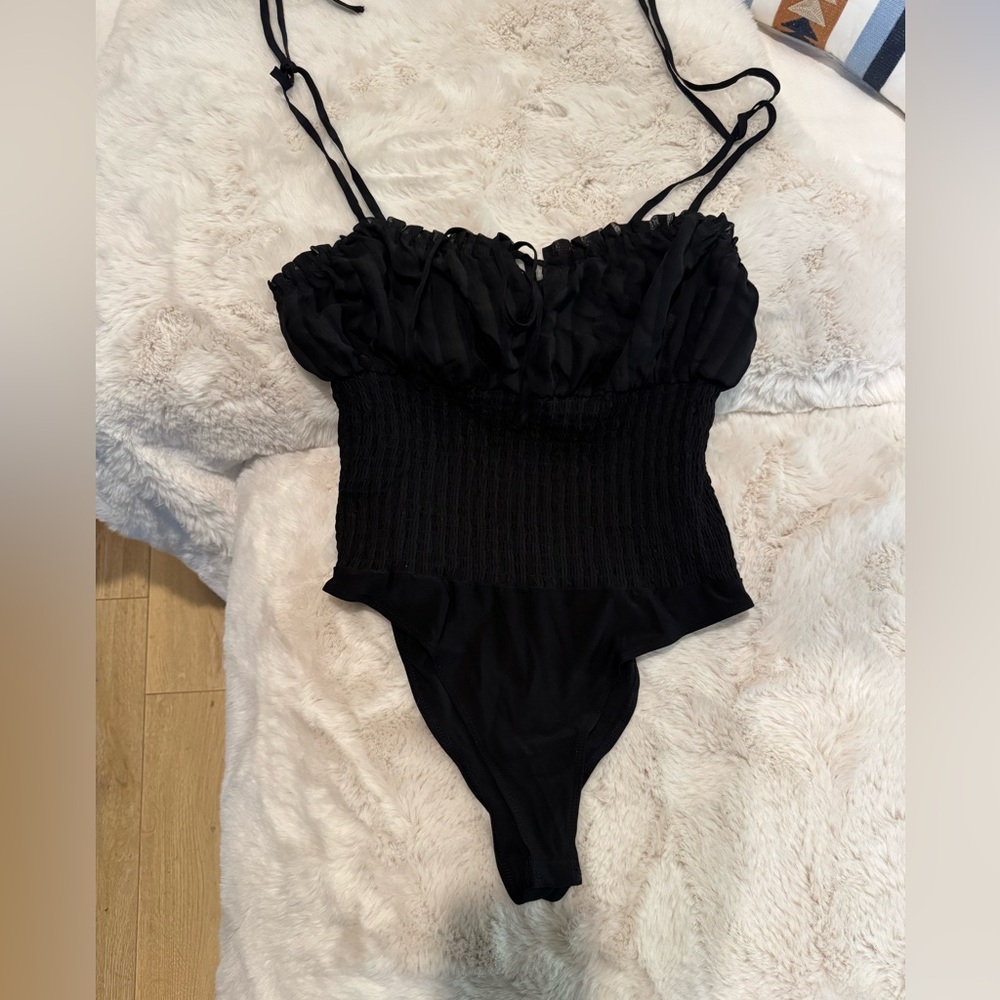 NWT!! Forever 21 Black Ruched Bodysuit